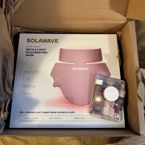 Solawave Neck & Chest Rejuvenating Red Light Therapy Mask
